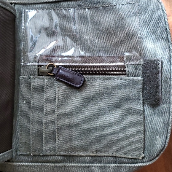 Little crossbody bucket bag by Dockers - Picture 7 of 9